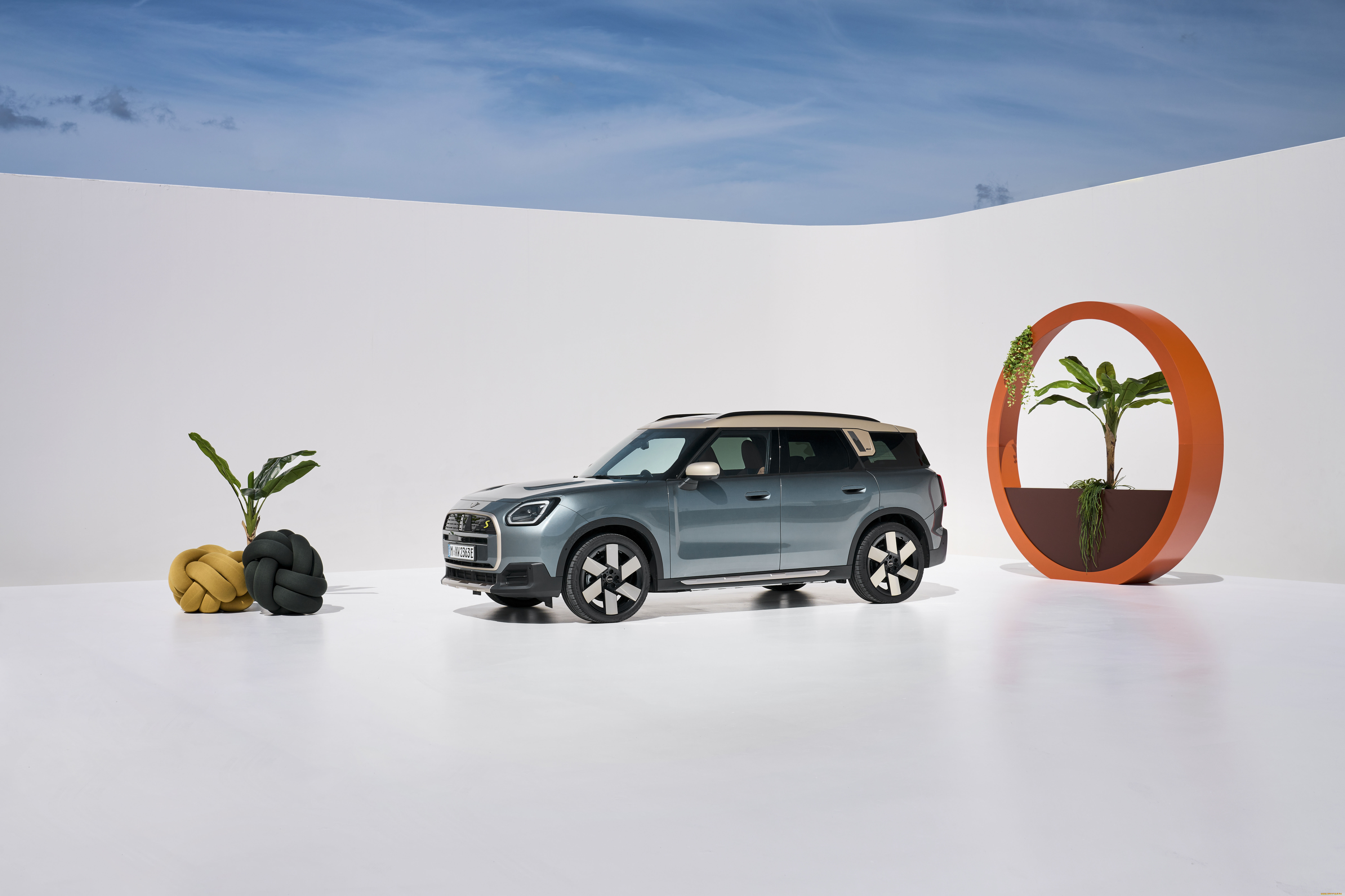 , mini